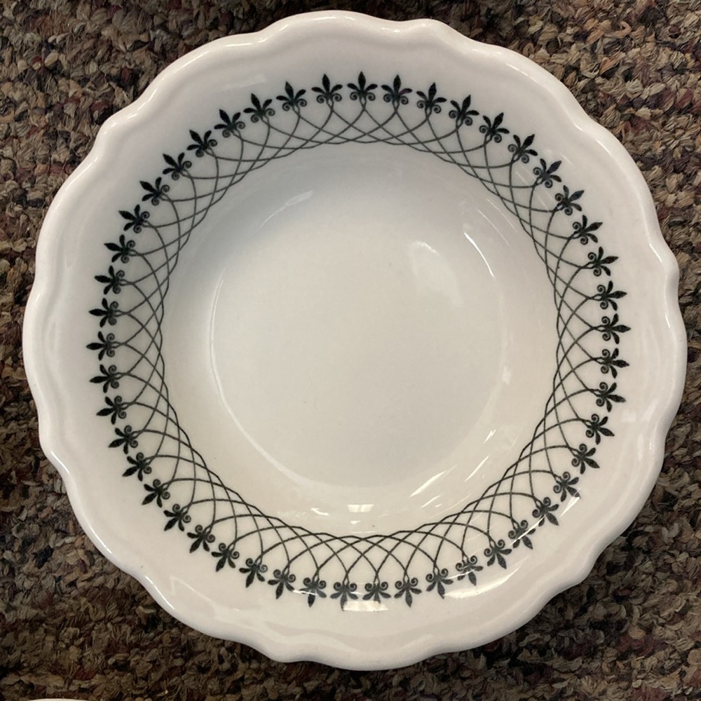 Mid-century modern vintage Syracuse China 5” Black Lace bowls set of 10